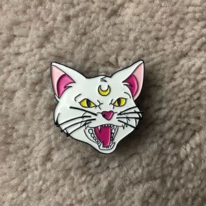 Artemis Pin 2/$20